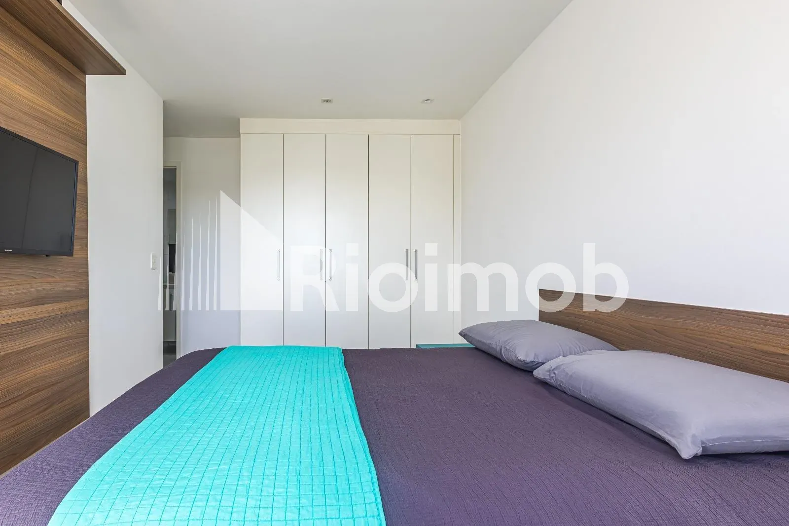 Стиральная машина и 2 спальни: квартира 68 м² — photo 12