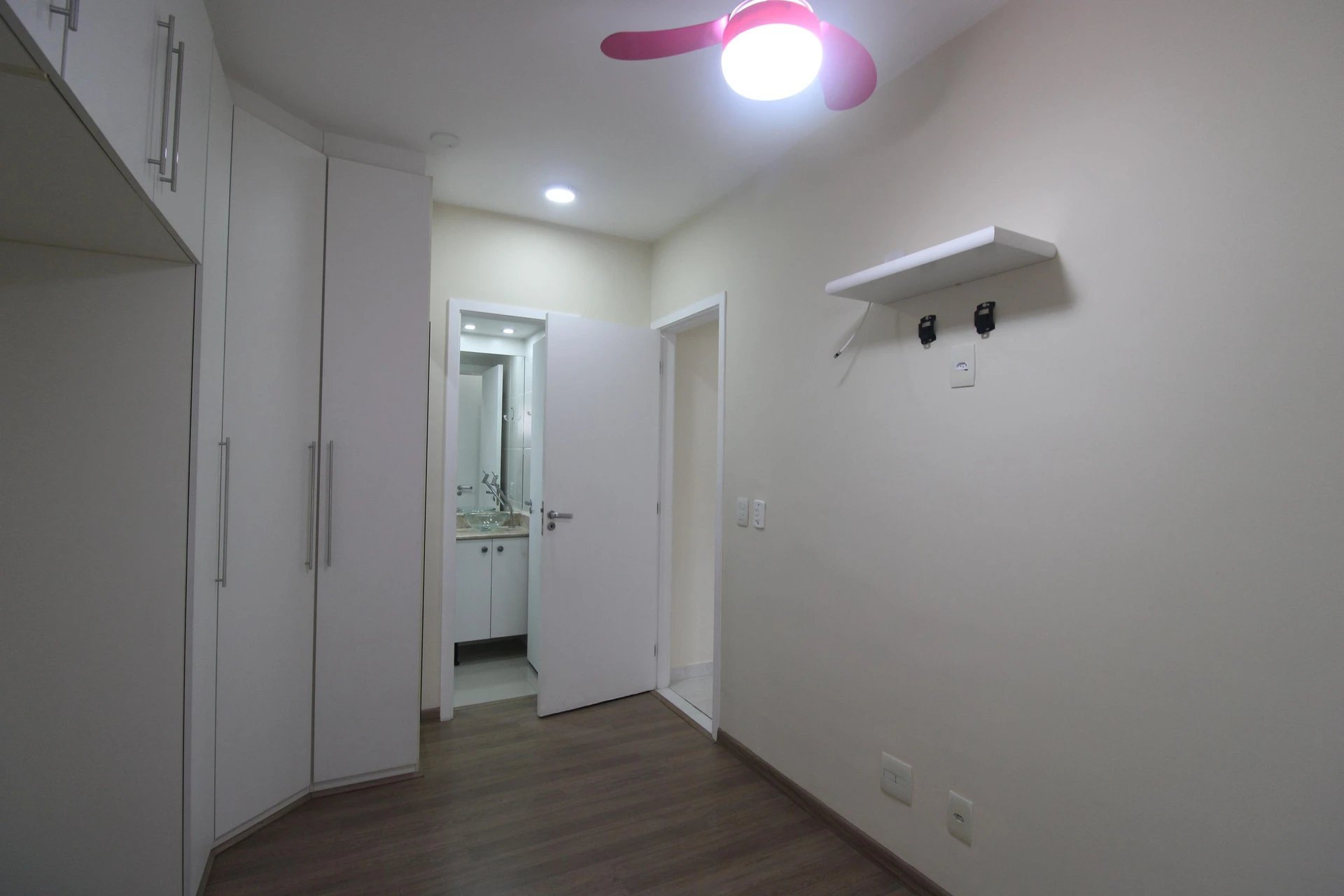 Apartamento de 2 quartos em condomínio com sauna — photo 20