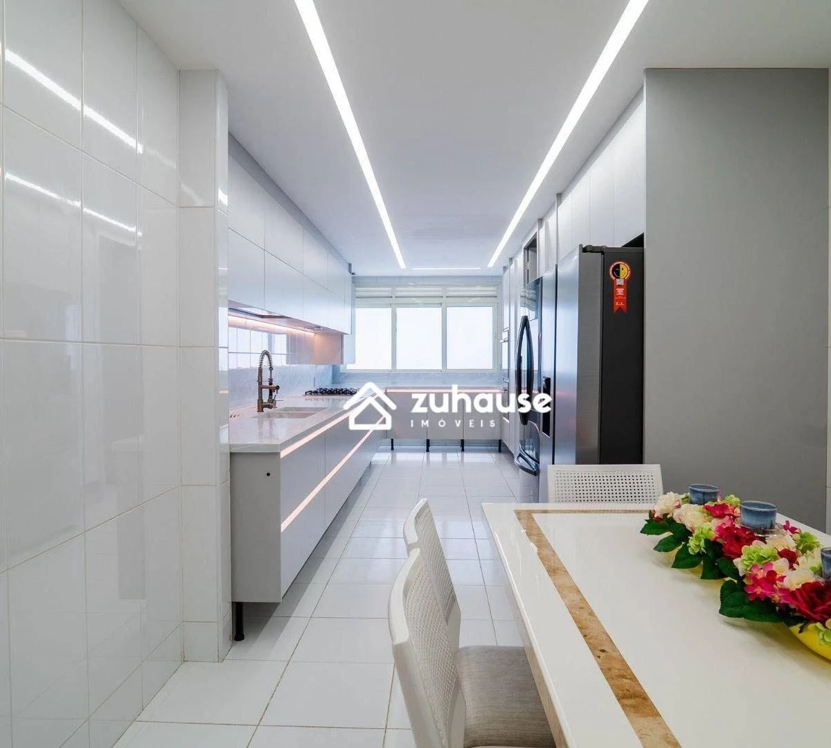 Duplex furnished penthouse 600 m² with 4 en-suite and parking — photo 11