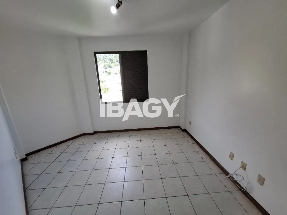 Mountain view in a 2-bedroom apartment, 112 m² — photo 19