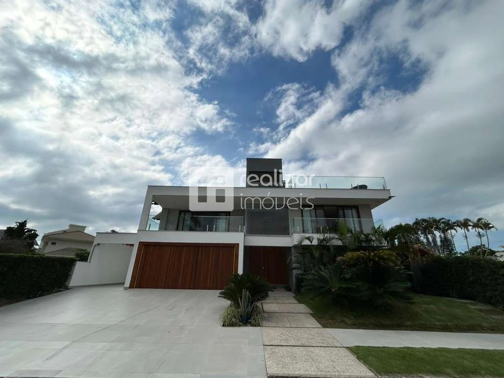 Casa com 7 quartos e 6 suítes com cozinha americana — photo 4