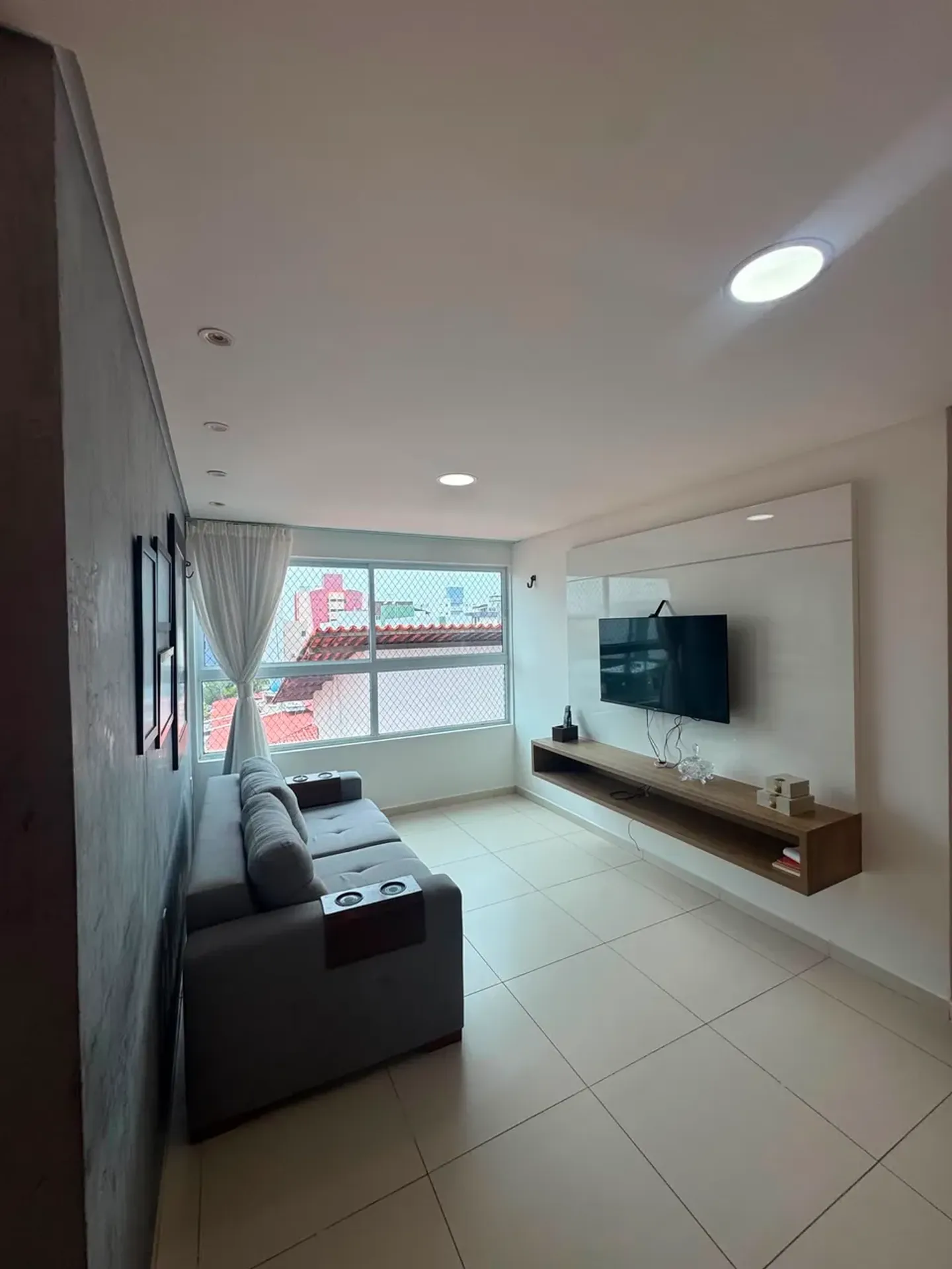 Apartamento amueblado de 60 m² con 2 dormitorios y 1 plaza