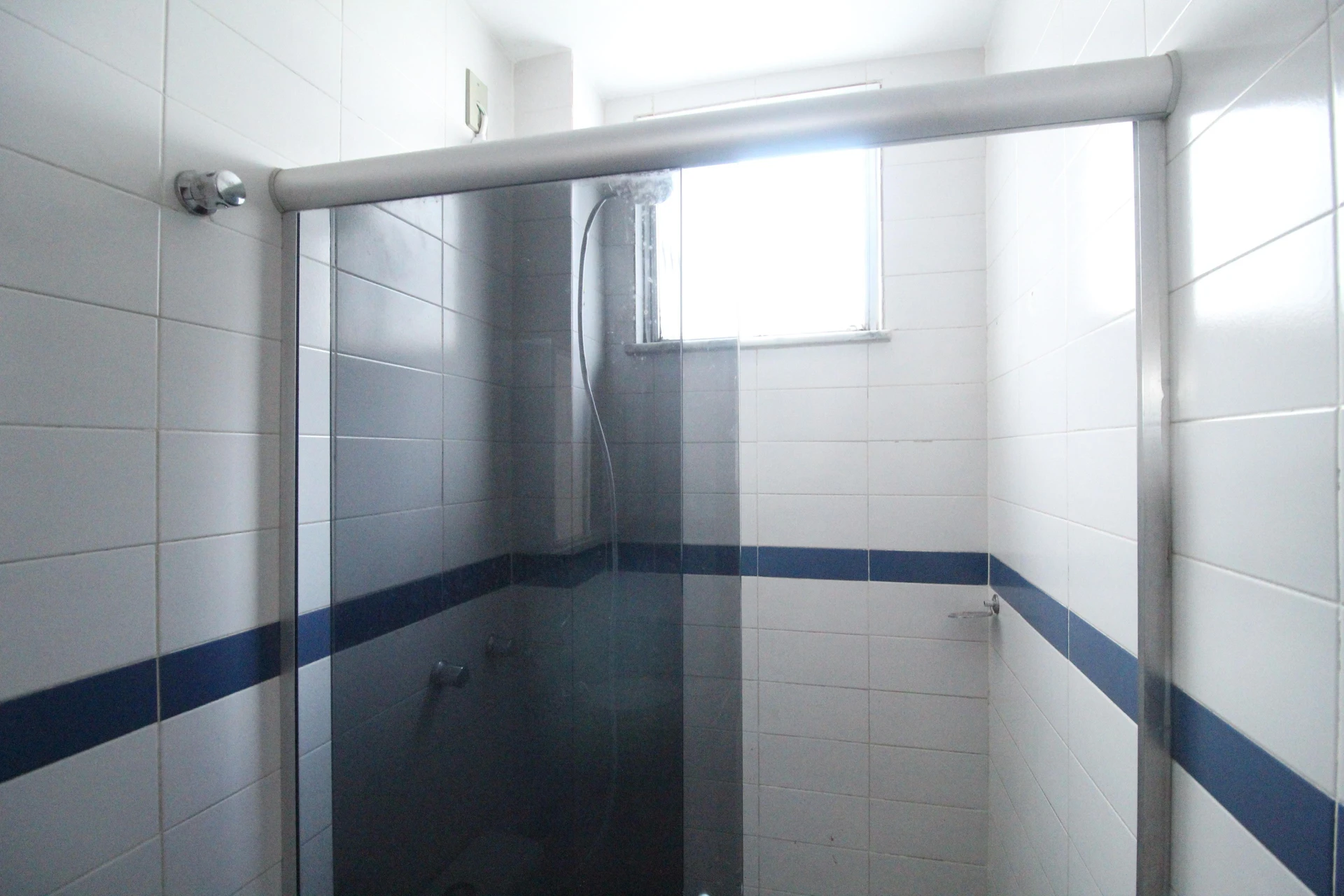 Apartamento sin muebles con 3 dormitorios y jardín privado — photo 28