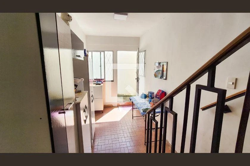Casa com 4 quartos e 4 banheiros para alugar — photo 35