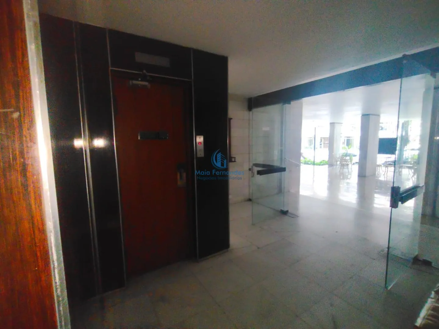 Apartamento no 5º andar com máquina de lavar — photo 18