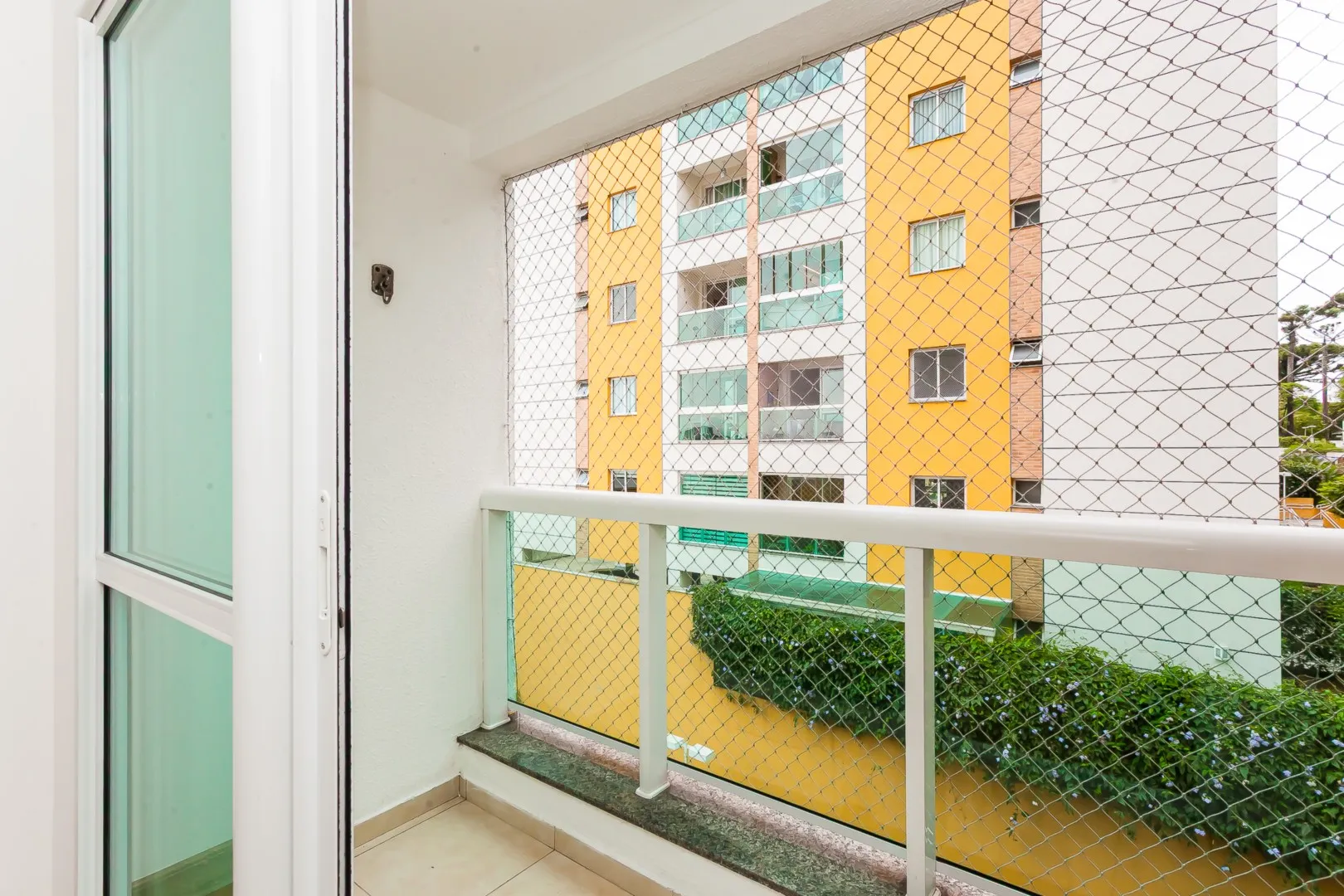 Apartment, 60 m², with wood or laminate floors — photo 20