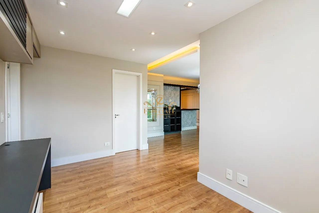 Квартира 134 м² без меблів з 2 спальнями-світами — photo 21