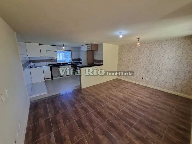Квартира: 2 спальні, 1 з власною ванною кімнатою, 110 м² — photo 3