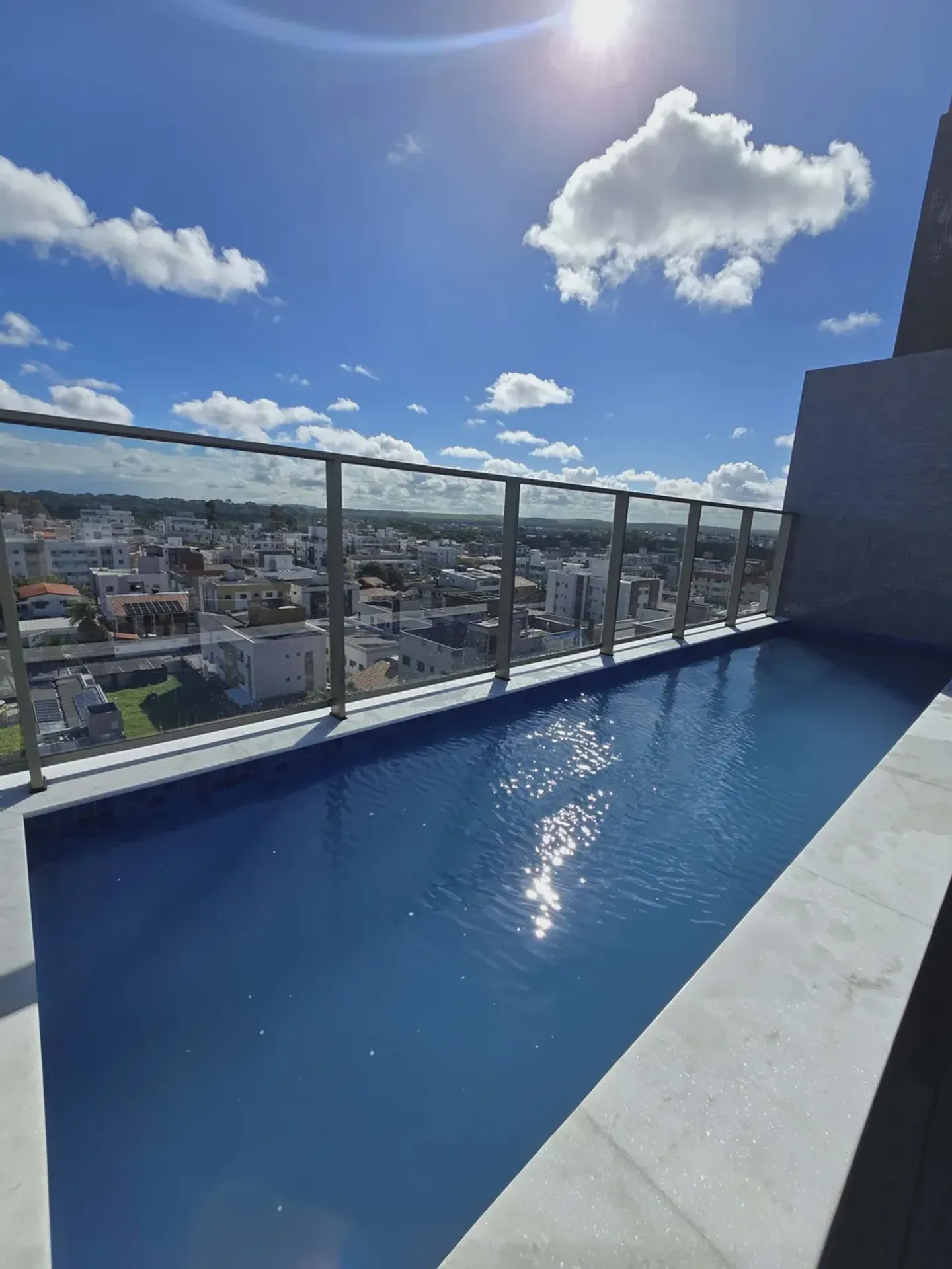 55 m² apartment with 2 bedrooms and a closed kitchen — photo 2