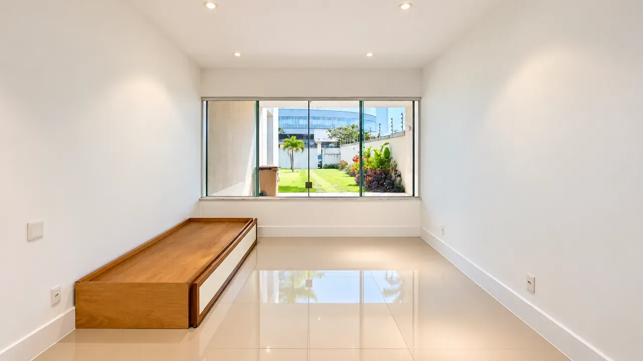 Casa com janelas do piso ao teto, Barra da Tijuca — photo 30