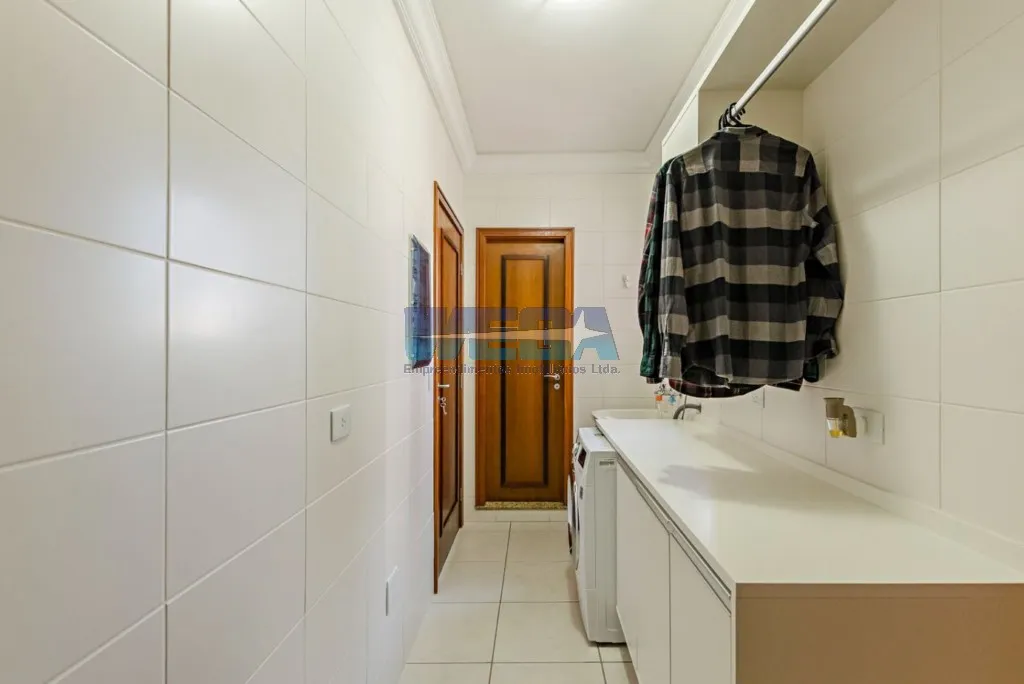 Apartamento mobiliado com 3 quartos e 149,42 m² — photo 19