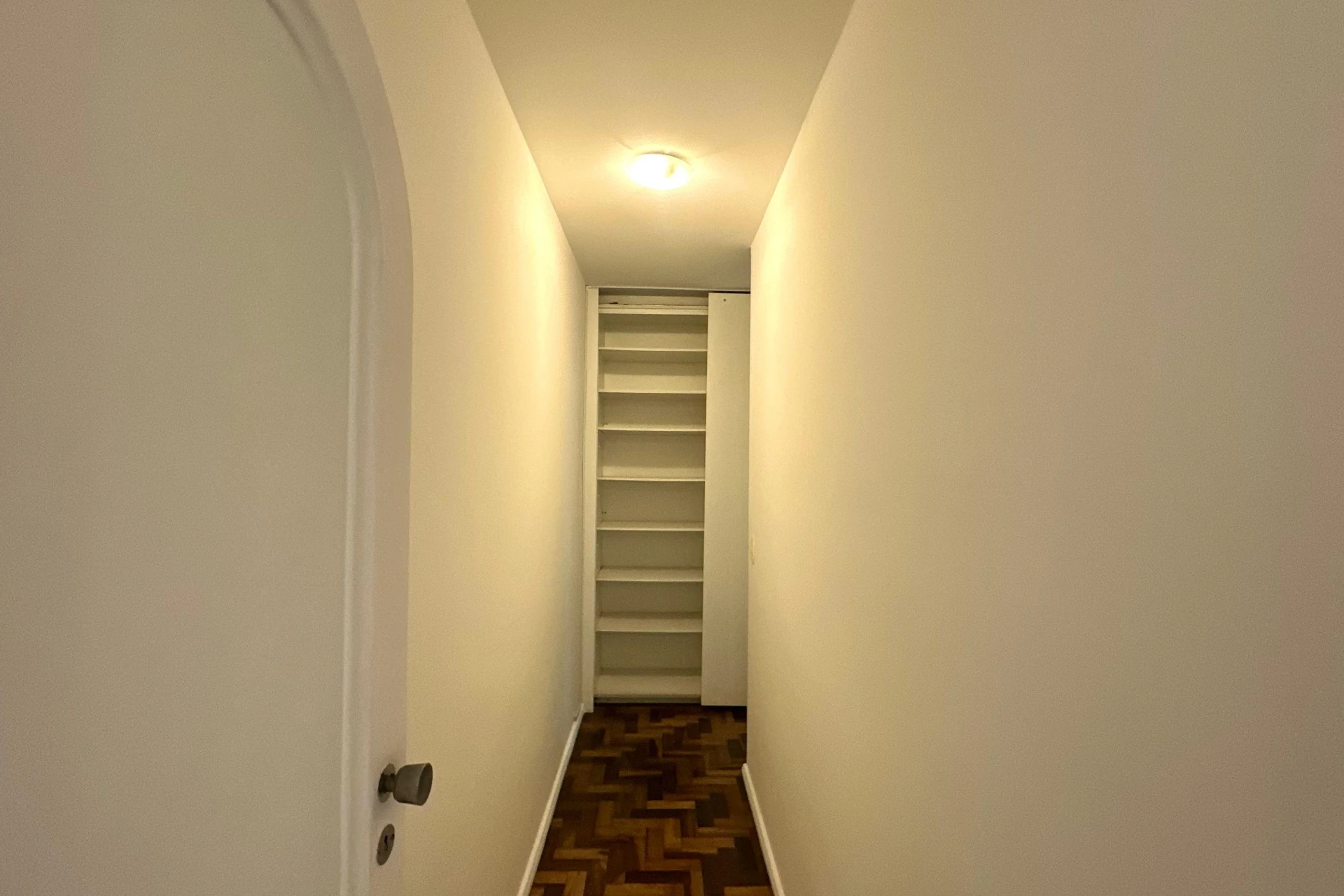 Unfurnished apartment with 2 en-suite bedrooms — photo 50