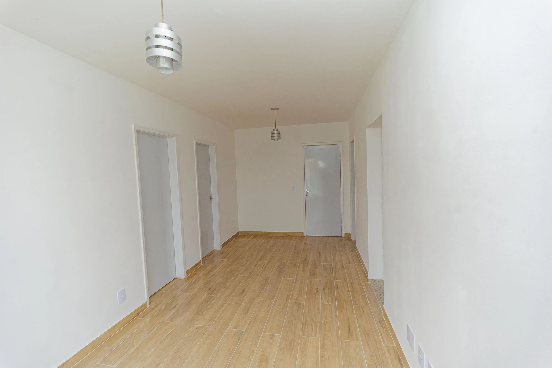 Apartment, 53 m², with wood or laminate floors — photo 10