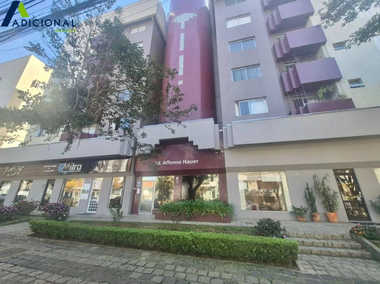 96 m² apartment with 2 bedrooms and 3 bathrooms — photo 4