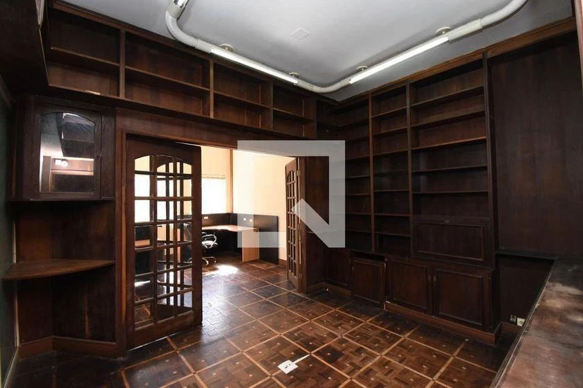 Casa com 5 quartos, 3 banheiros e cozinha separada — photo 27