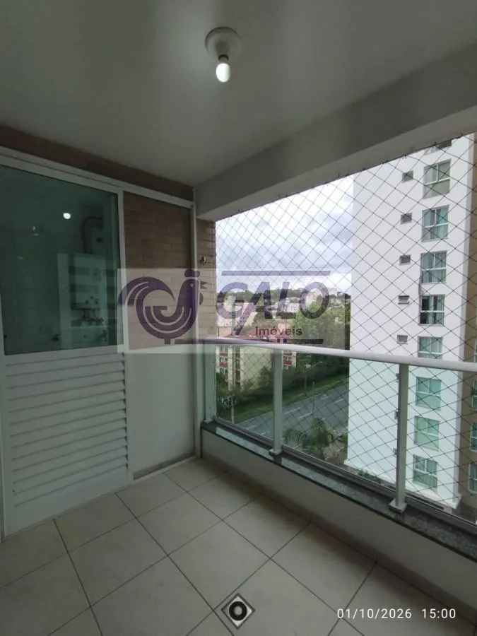 2-bedroom apartment with a glass-enclosed balcony — photo 9