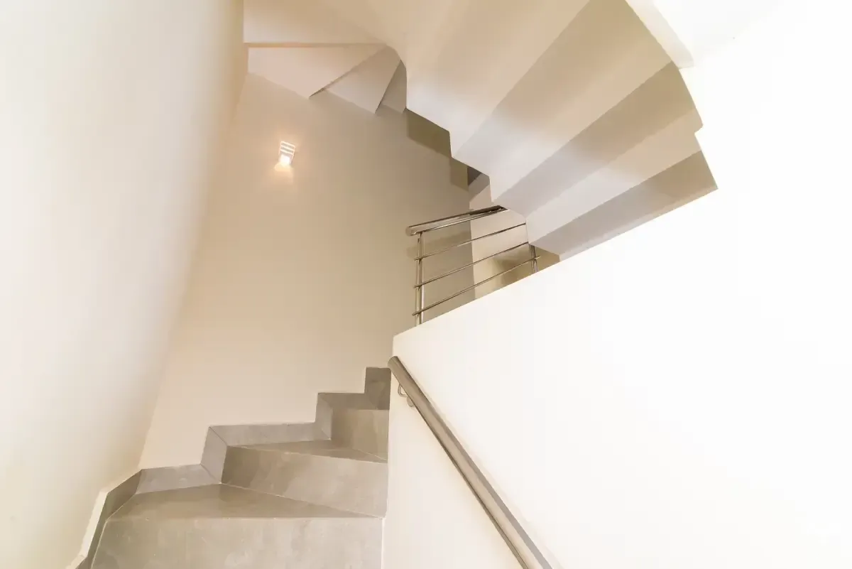 Two-story house with 230 m², 3 bedrooms and 4 baths — photo 70