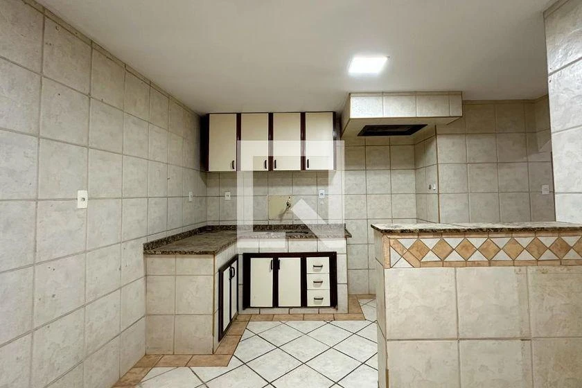 154 m² apartment with 3 bedrooms and 1 parking spot — photo 9