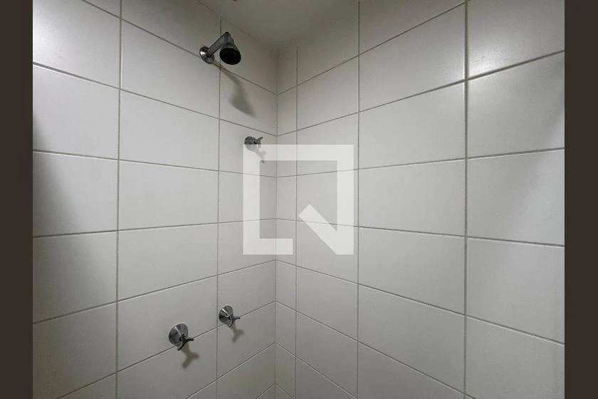 2-bedroom 87 m² apartment with parking and enclosed balcony — photo 39
