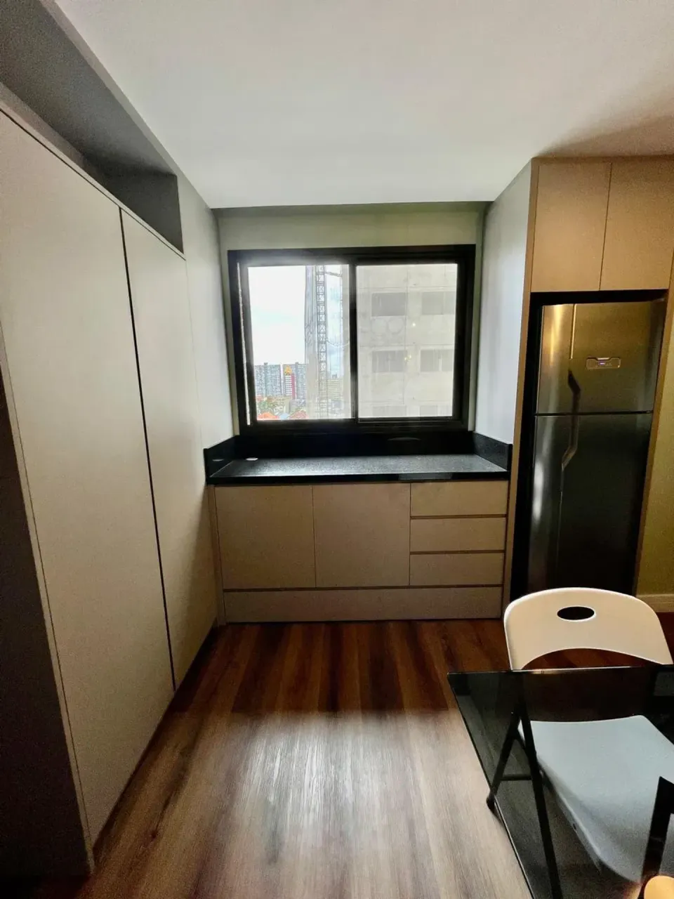 Меблированная квартира с кухней открытой планировки 34 м² — photo 12