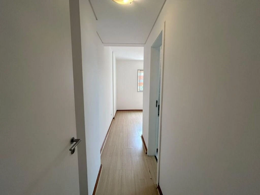 3-bedroom apartment with a home office in Curitiba — photo 36