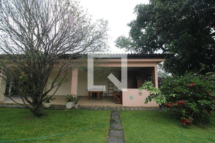 House, 370 m², with a grill on the balcony — photo 35