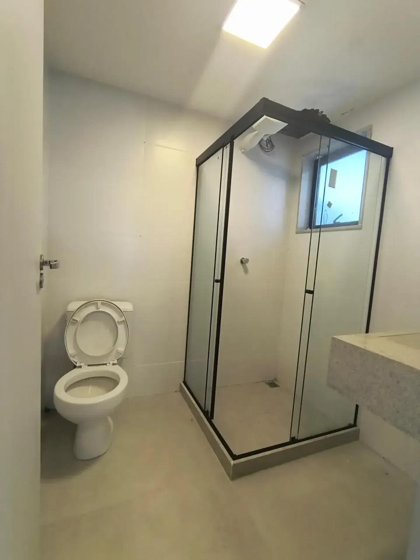 Casa com 4 quartos, 5 banheiros e 3 vagas — photo 34