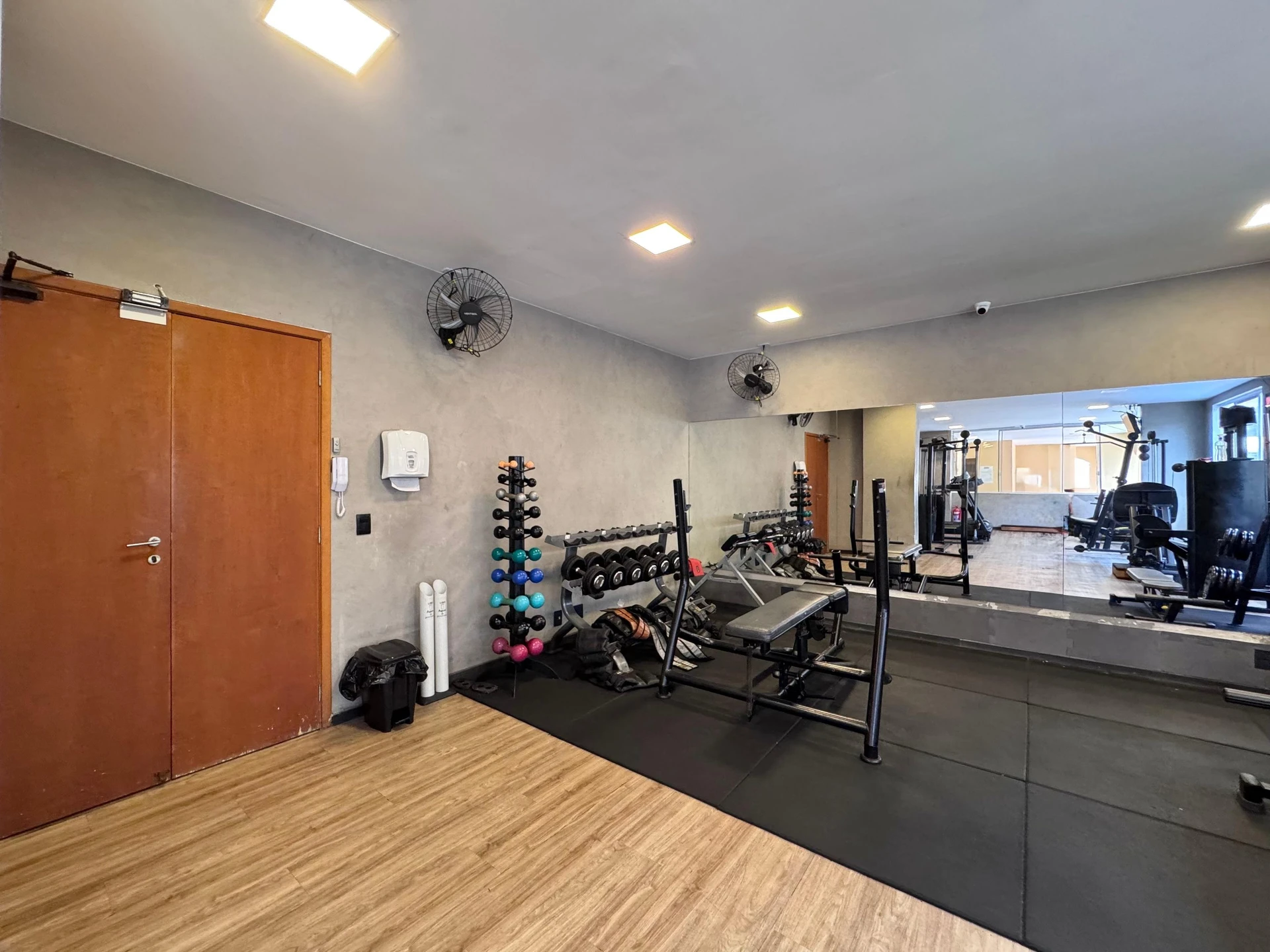 Apartamento mobiliado com 2 quartos e 3 banheiros — photo 45