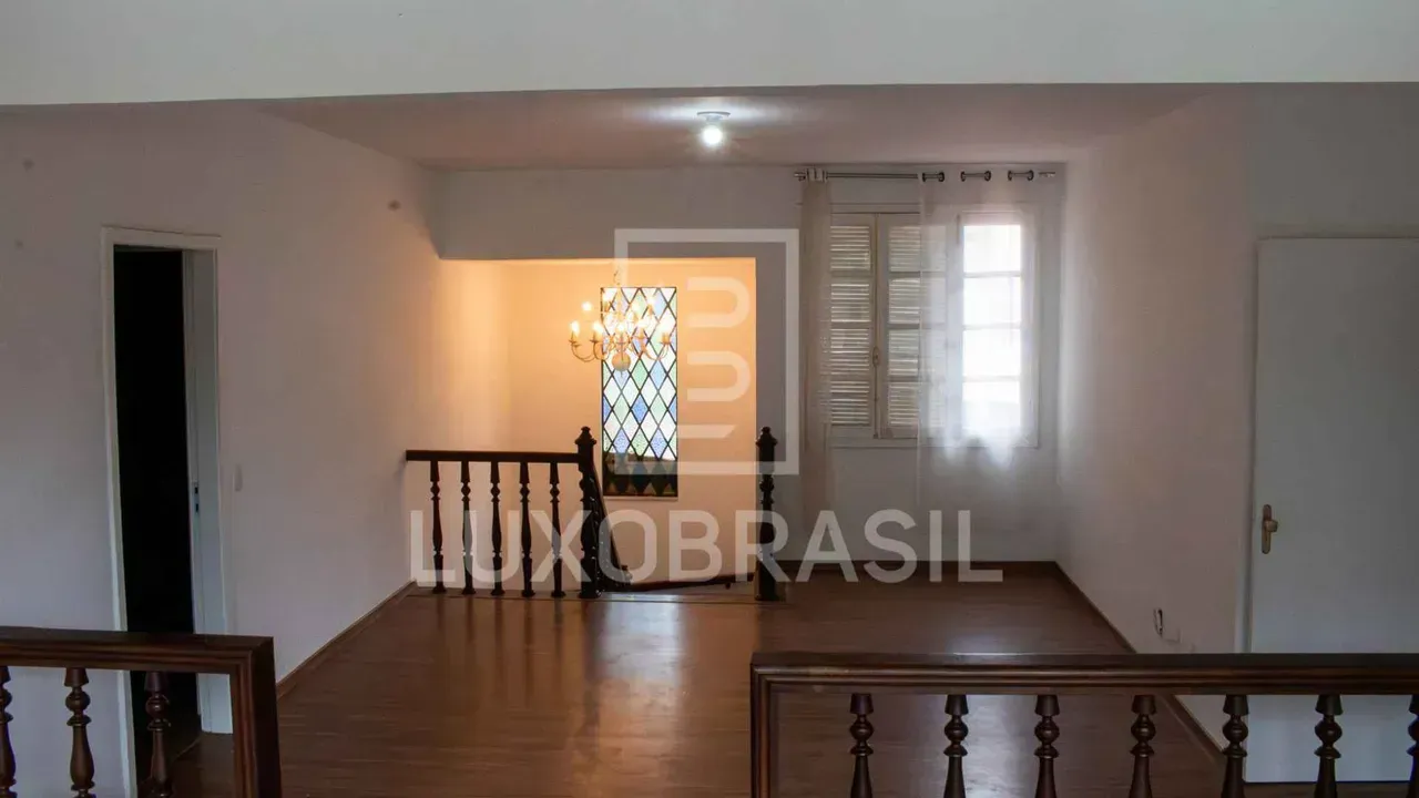 Casa com 5 quartos, 647 m² e churrasqueira na varanda — photo 15