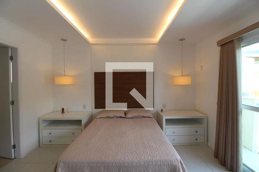 Casa em condomínio para aluguel com 5 quartos e 375 m² — photo 32