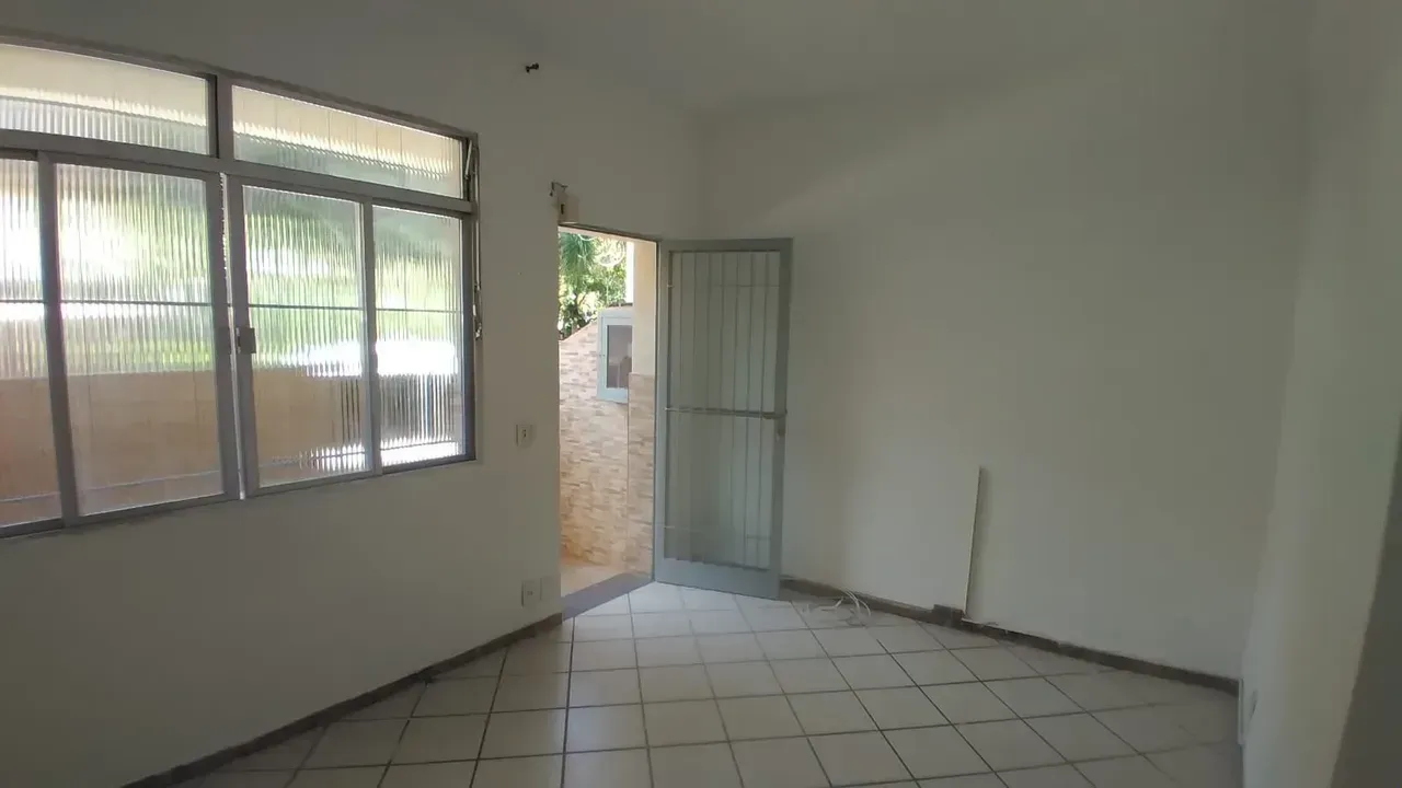 Casa sem mobília com 1 quarto, 2 banheiros e 60 m² — photo 2