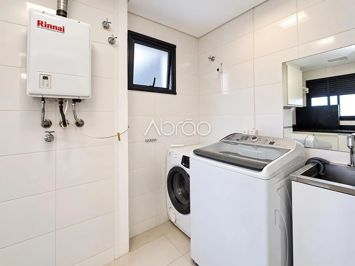 Furnished apartment, 114 m², with a home office — photo 9