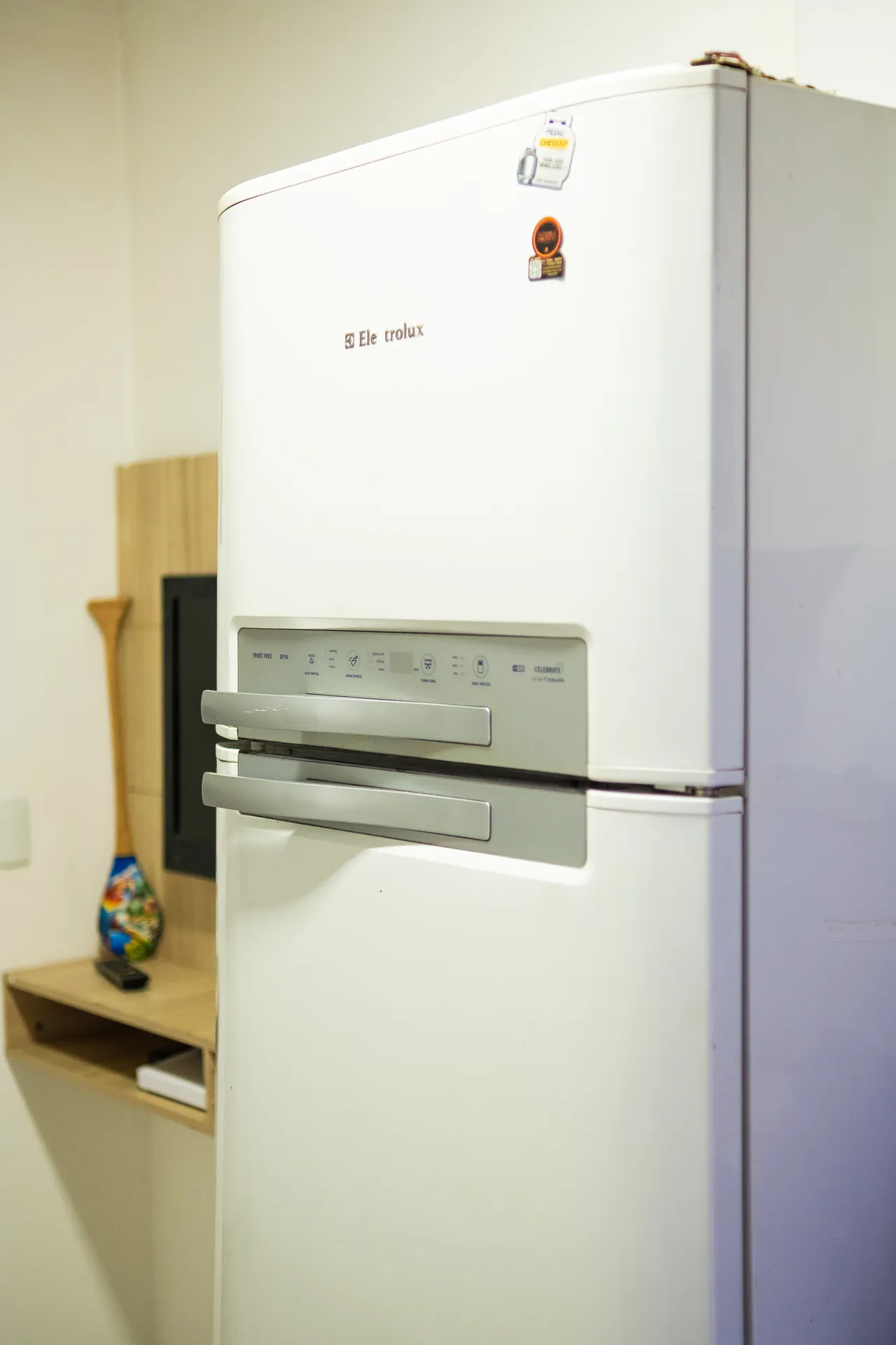 Furnished 1-bedroom apartment with separate kitchen