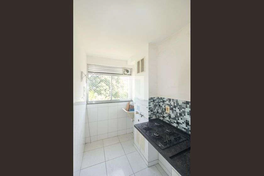 50 m² 2-bedroom apartment with balcony and parking — photo 14