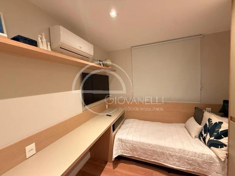 Furnished 3-bedroom apartment with 121 m² — photo 11