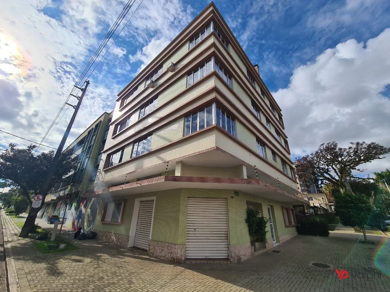 Unfurnished 3-bedroom apartment with 114 m² — photo 36