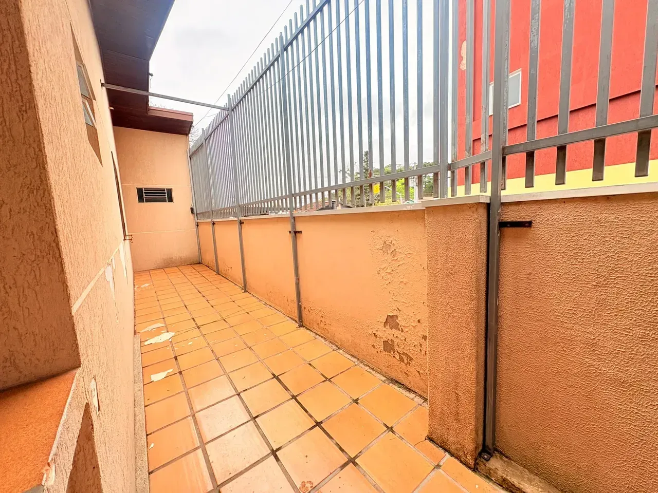 Home office in a 3-bedroom house, 100 m² — photo 17