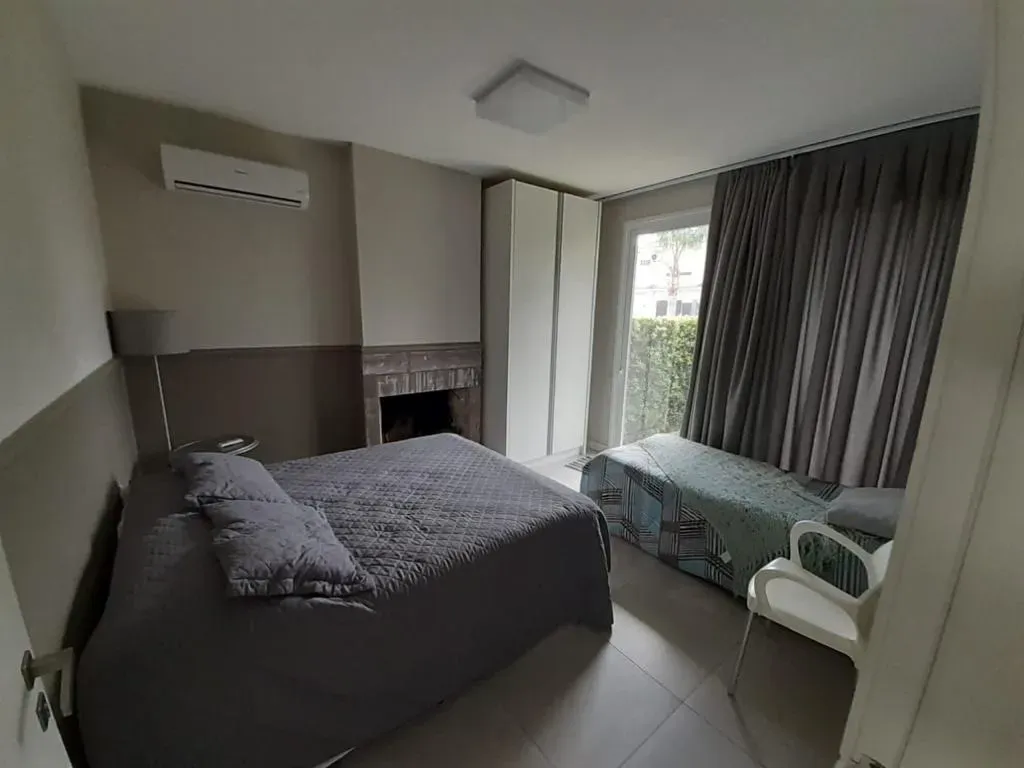 Casa para aluguel com 5 suítes e 400 m²