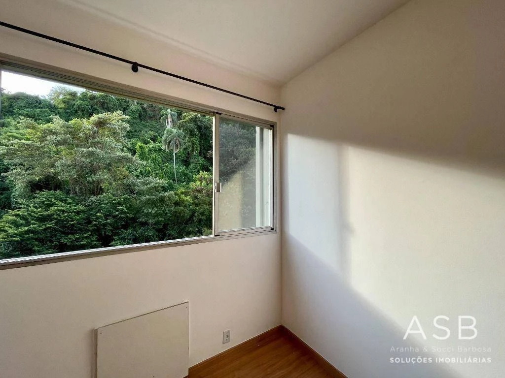 Вид на воду та 3 спальні: квартира 92 м² — photo 4