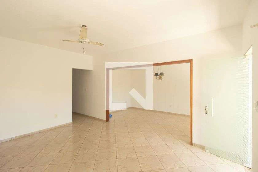 House with 548 m² and 5 bedrooms, with shared pool — photo 4
