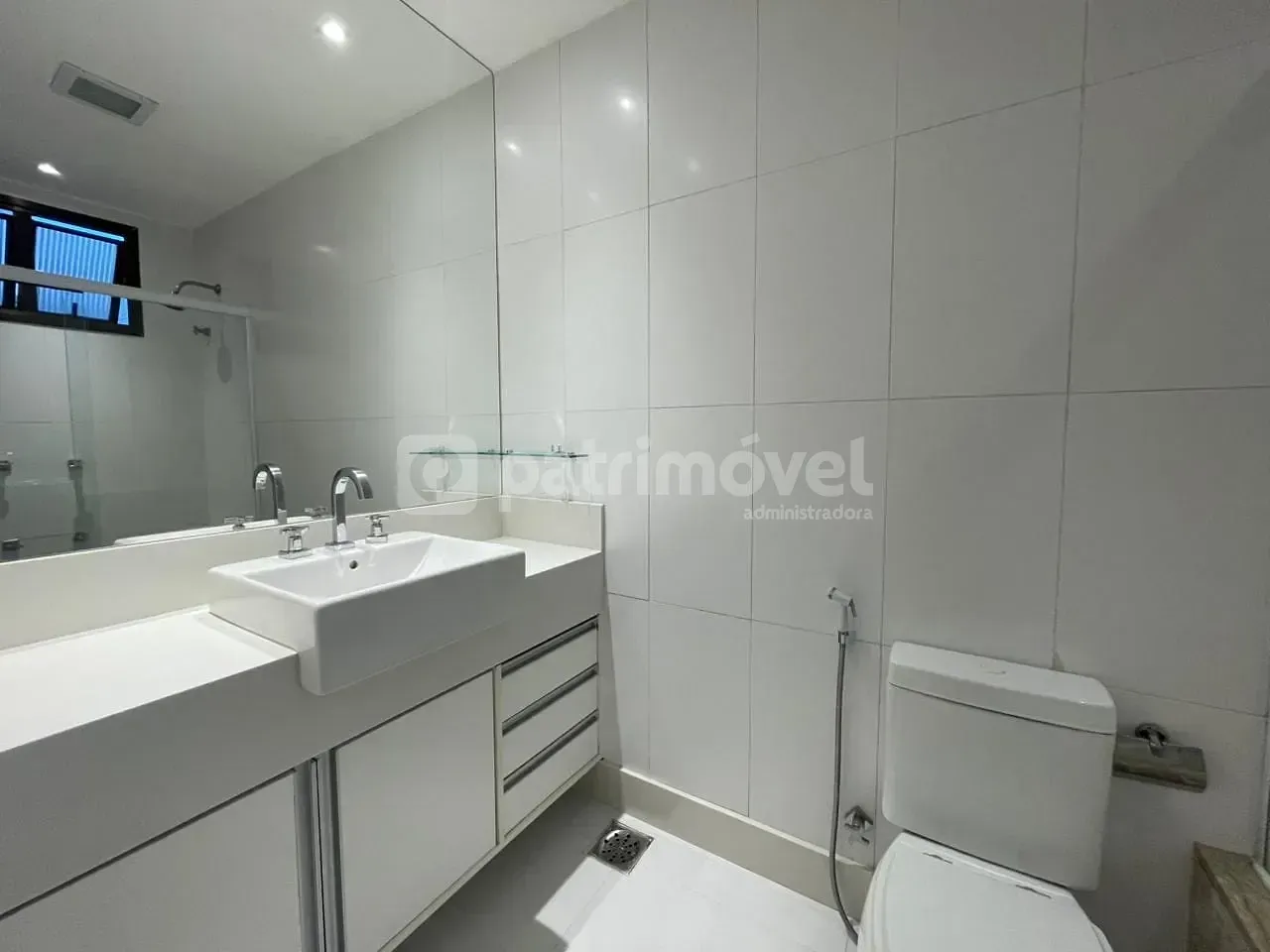 4-bedroom apartment with pool and 3 parking spaces — photo 6