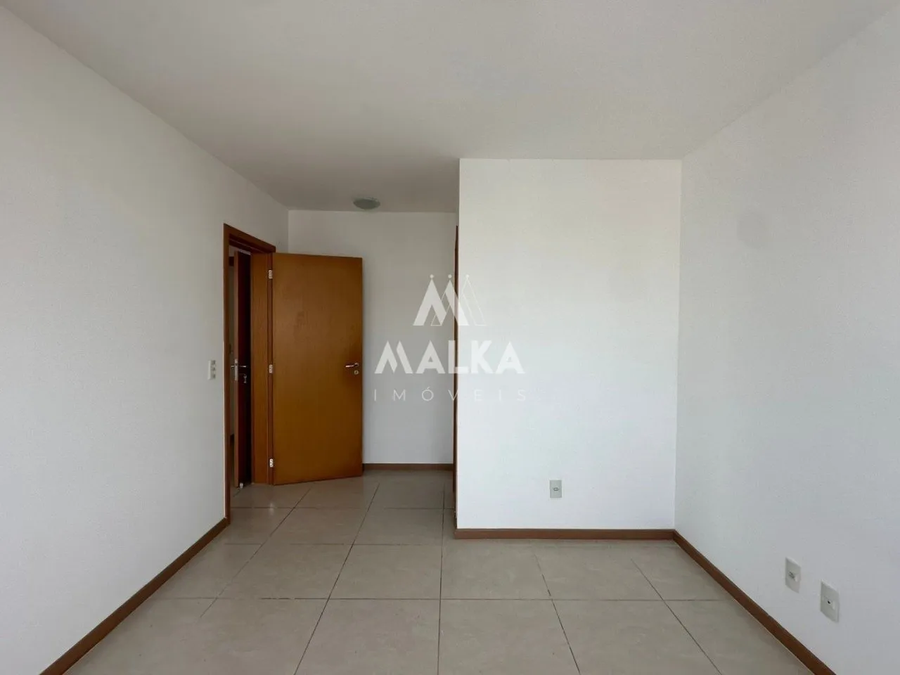 3-bedroom apartment with balcony and built-in grill — photo 38