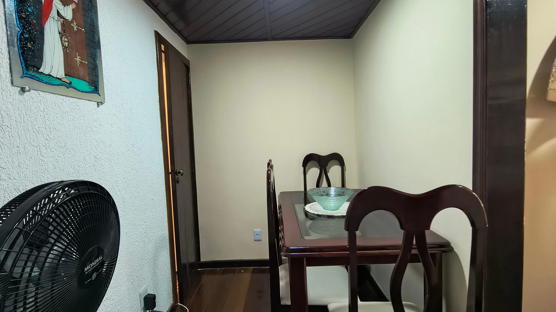 Furnished 1-bedroom apartment with 1 bathroom — photo 14