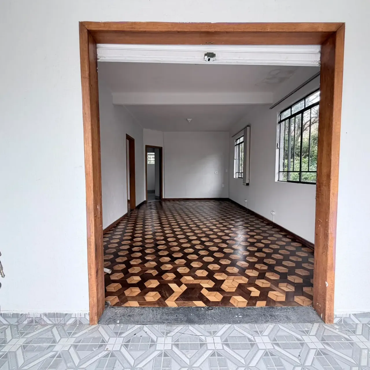 5-bedroom house with a washing machine in Curitiba — photo 6