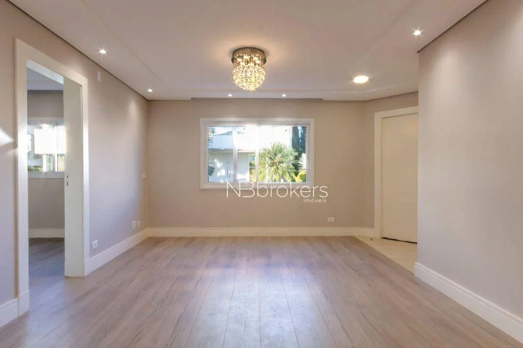 Condo house with 4 bedrooms and 5 bathrooms — photo 12