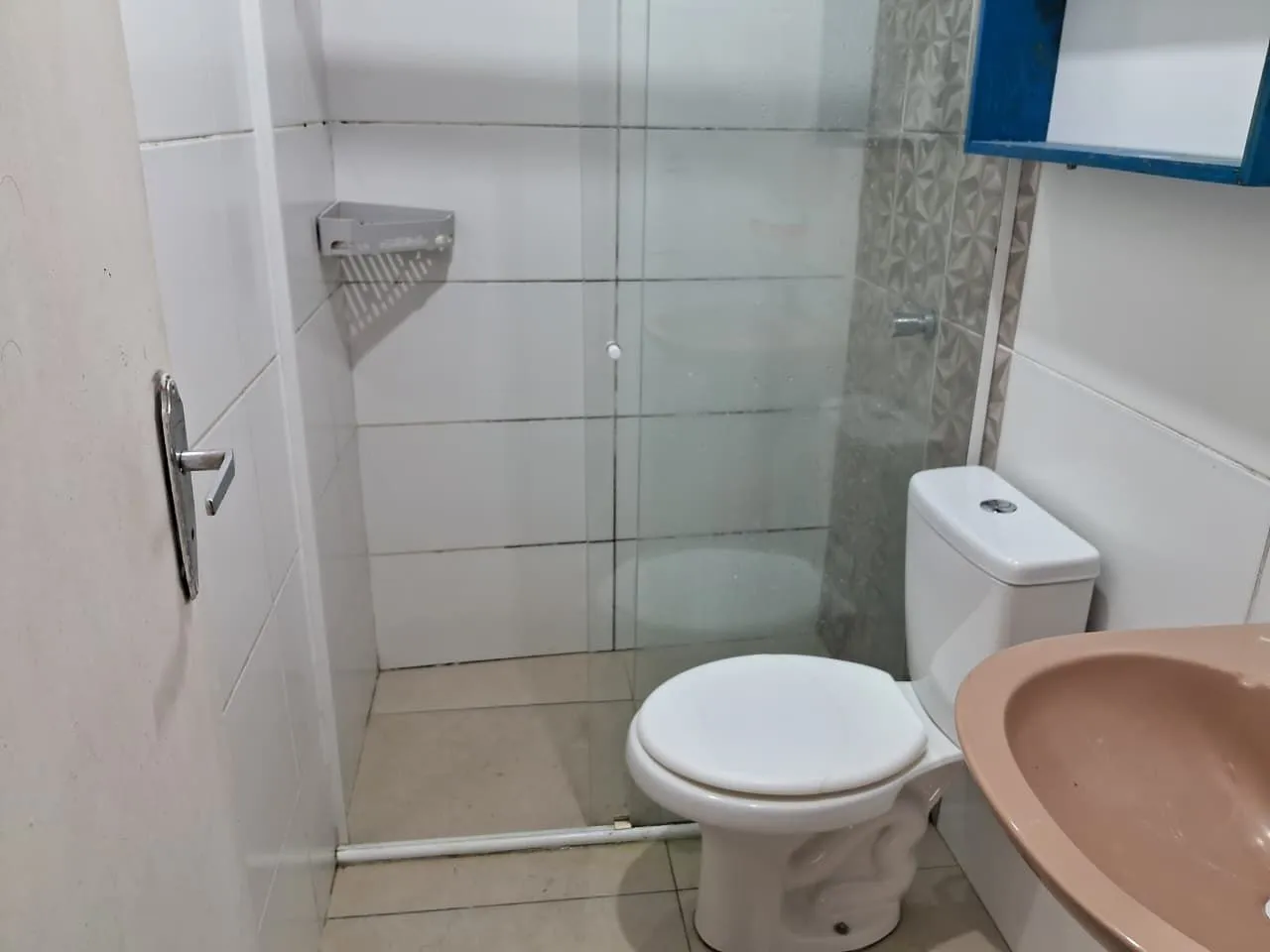 One-bedroom house with a washing machine — photo 7