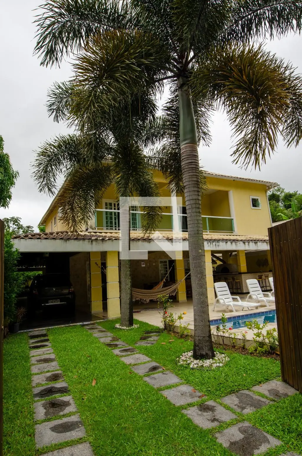 Casa mobiliada com 4 dormitórios e área de lavanderia — photo 9