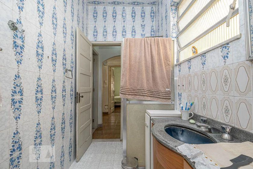 Furnished house with 4 bedrooms and parking for 4 cars — photo 36