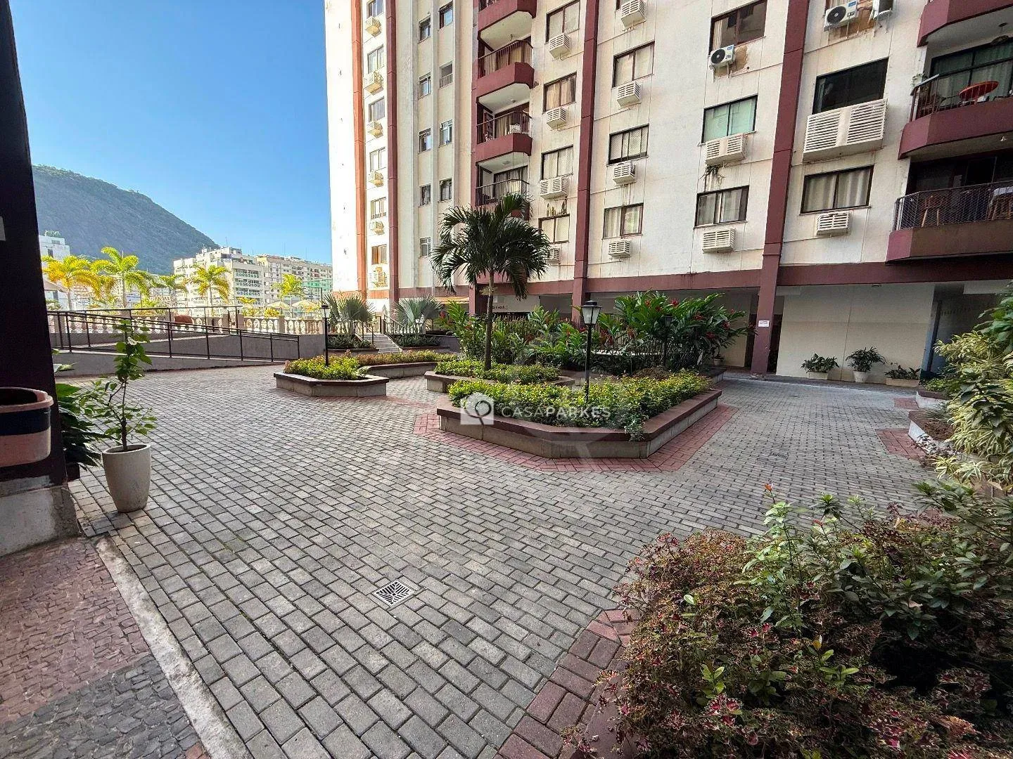 Apartment on the 4th floor with a mountain view — photo 5