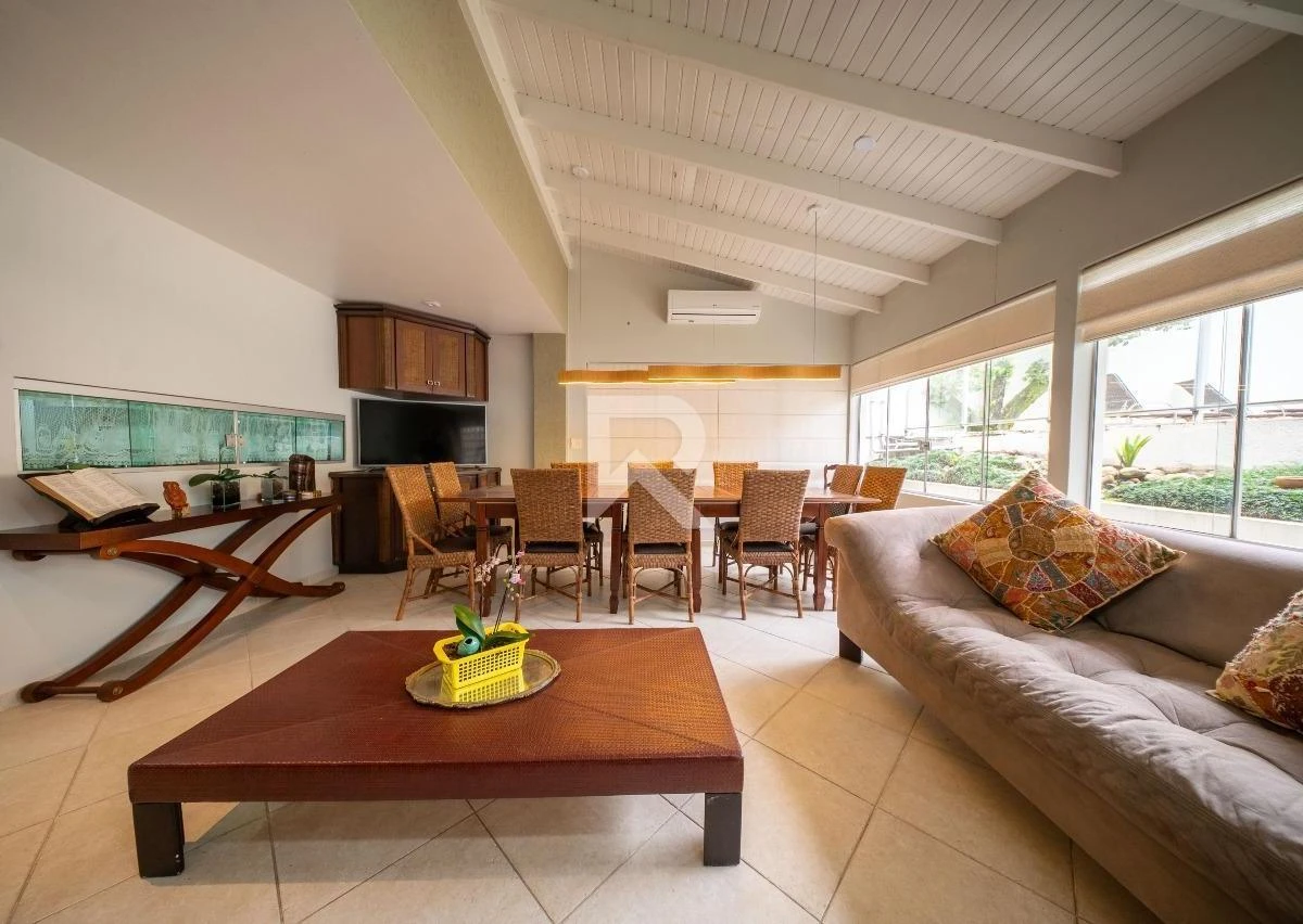 Furnished house, 247 m², with a home office — photo 27